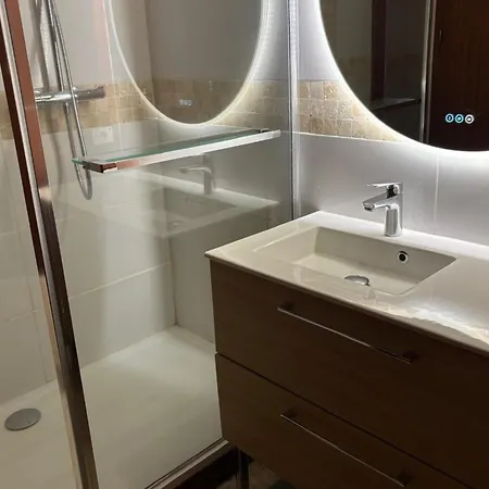 2-bedroom - Sea View Lejlighed